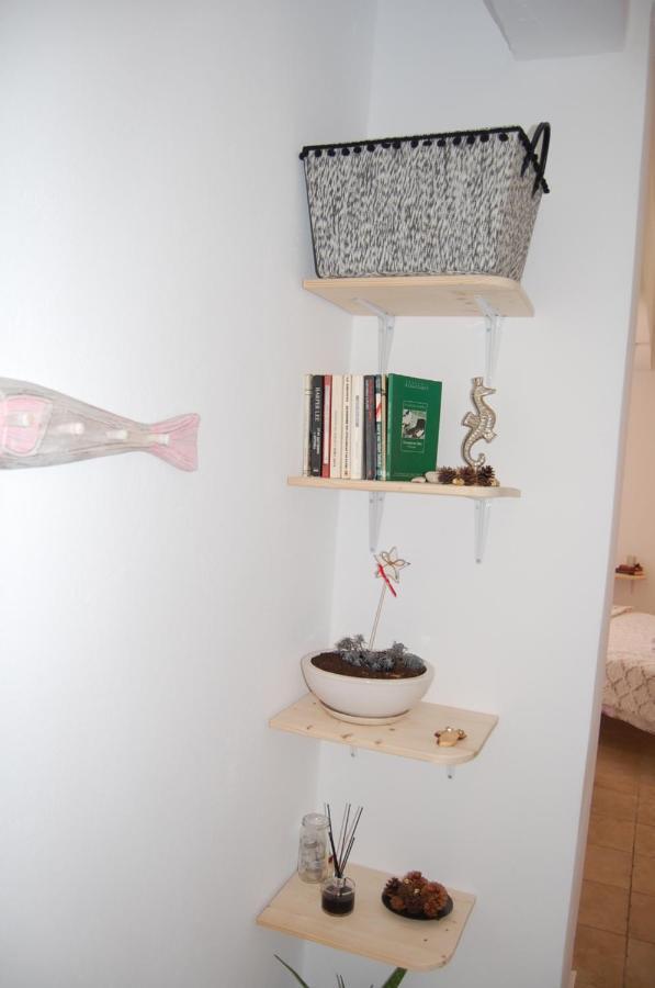 Γ3 - The Weekend Getaway One Apartment Aigio Bagian luar foto
