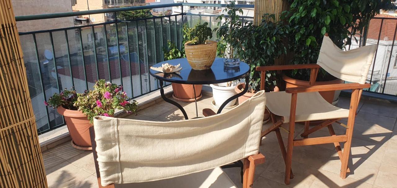 Γ3 - The Weekend Getaway One Apartment Aigio Bagian luar foto