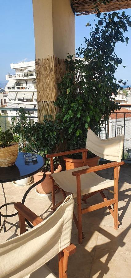 Γ3 - The Weekend Getaway One Apartment Aigio Bagian luar foto