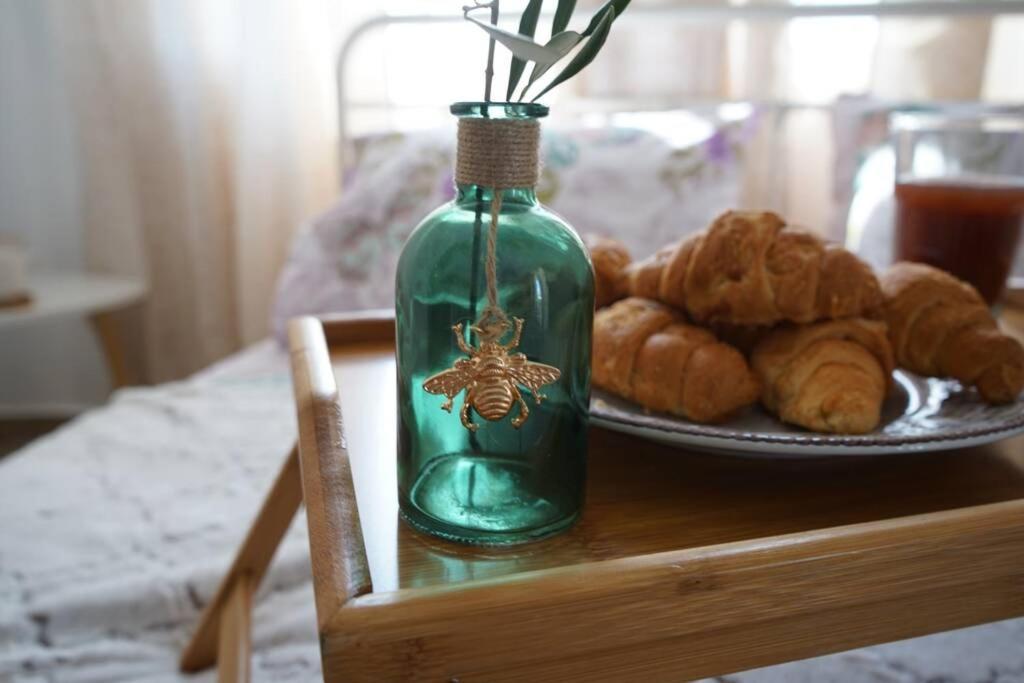 Γ3 - The Weekend Getaway One Apartment Aigio Bagian luar foto